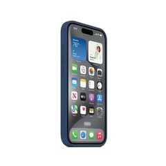 Max & Max iPhone 15 Pro Silicone Case with Magsafe